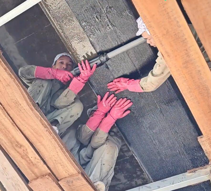 Repair Damaged Bridge Girder and Piers with Carbon Fiber Reinforced Polymer(CFRP) Repair Damaged Bridge Girder and Piers with Carbon Fiber Reinforced Polymer(CFRP)