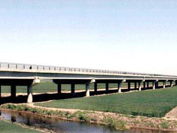 Technology Application of Carbon Fiber Sheet Strengthening Concrete Structures